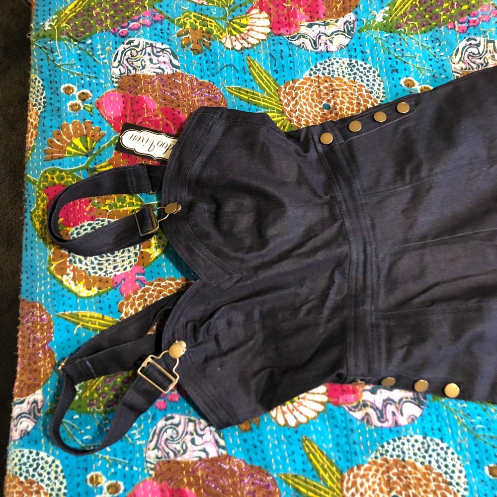 Voodoo vixen dungaree overalls size medium NWT